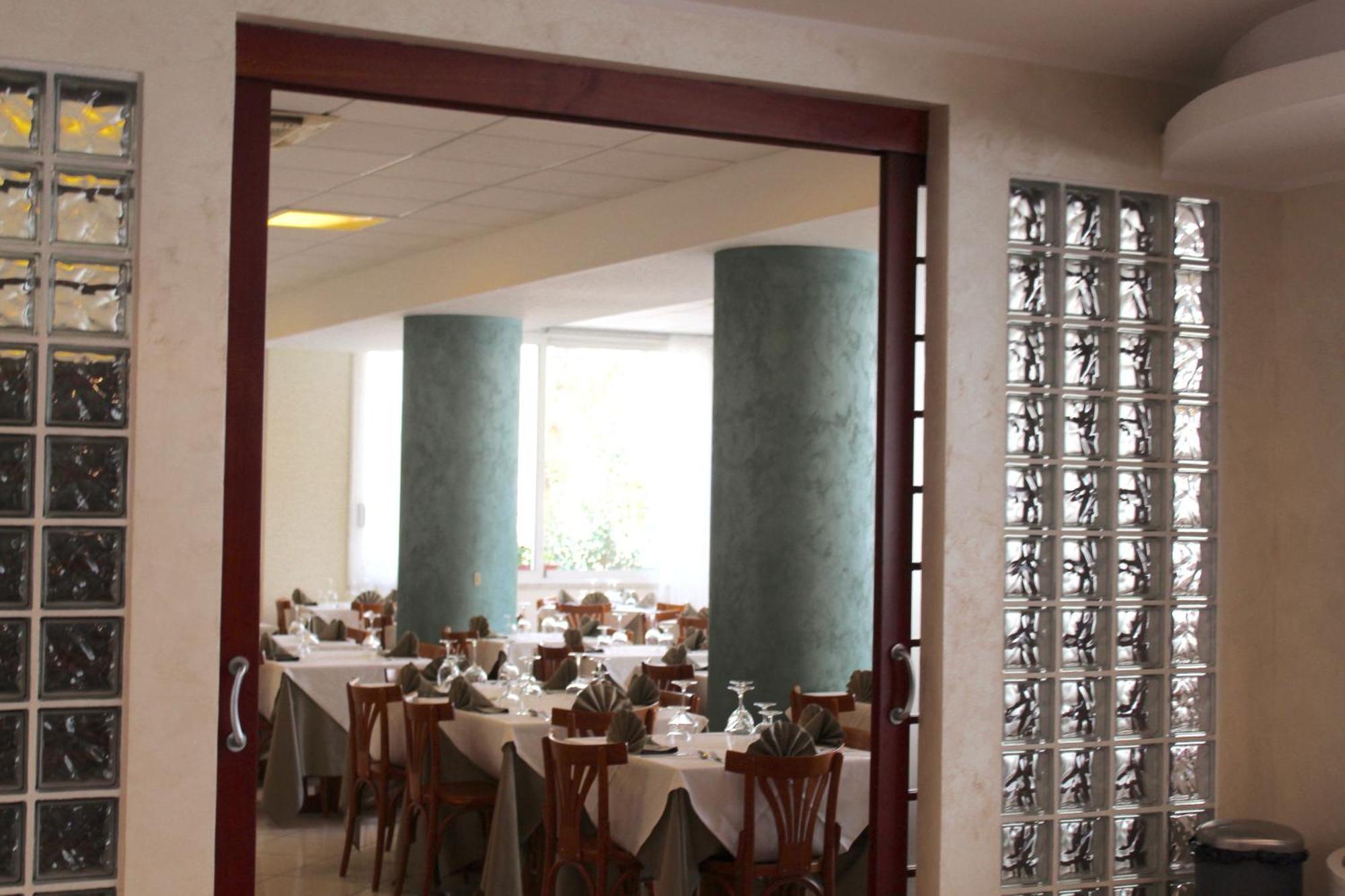 צ'סנטיקו Blue Loft Hotel מראה חיצוני תמונה