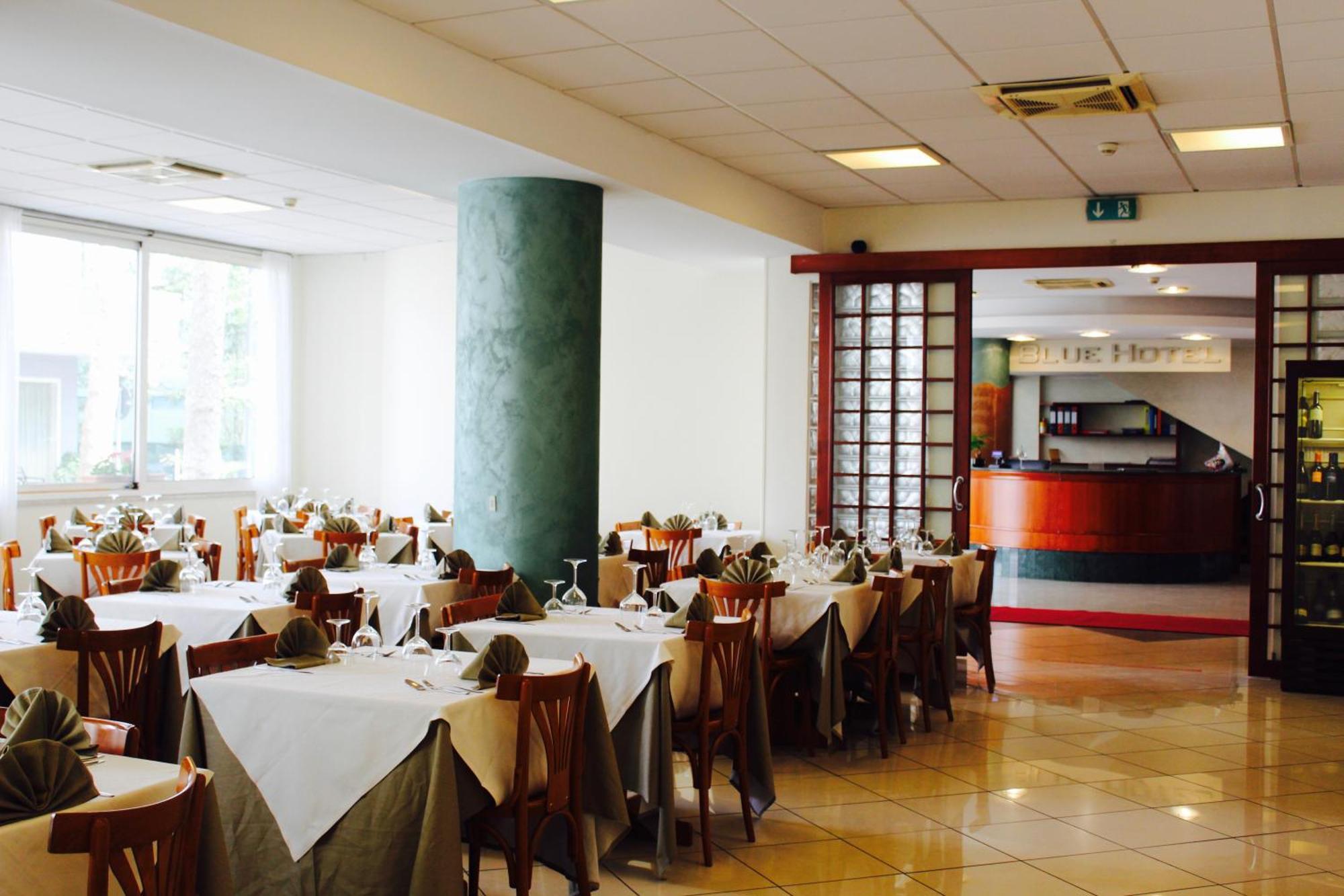 צ'סנטיקו Blue Loft Hotel מראה חיצוני תמונה