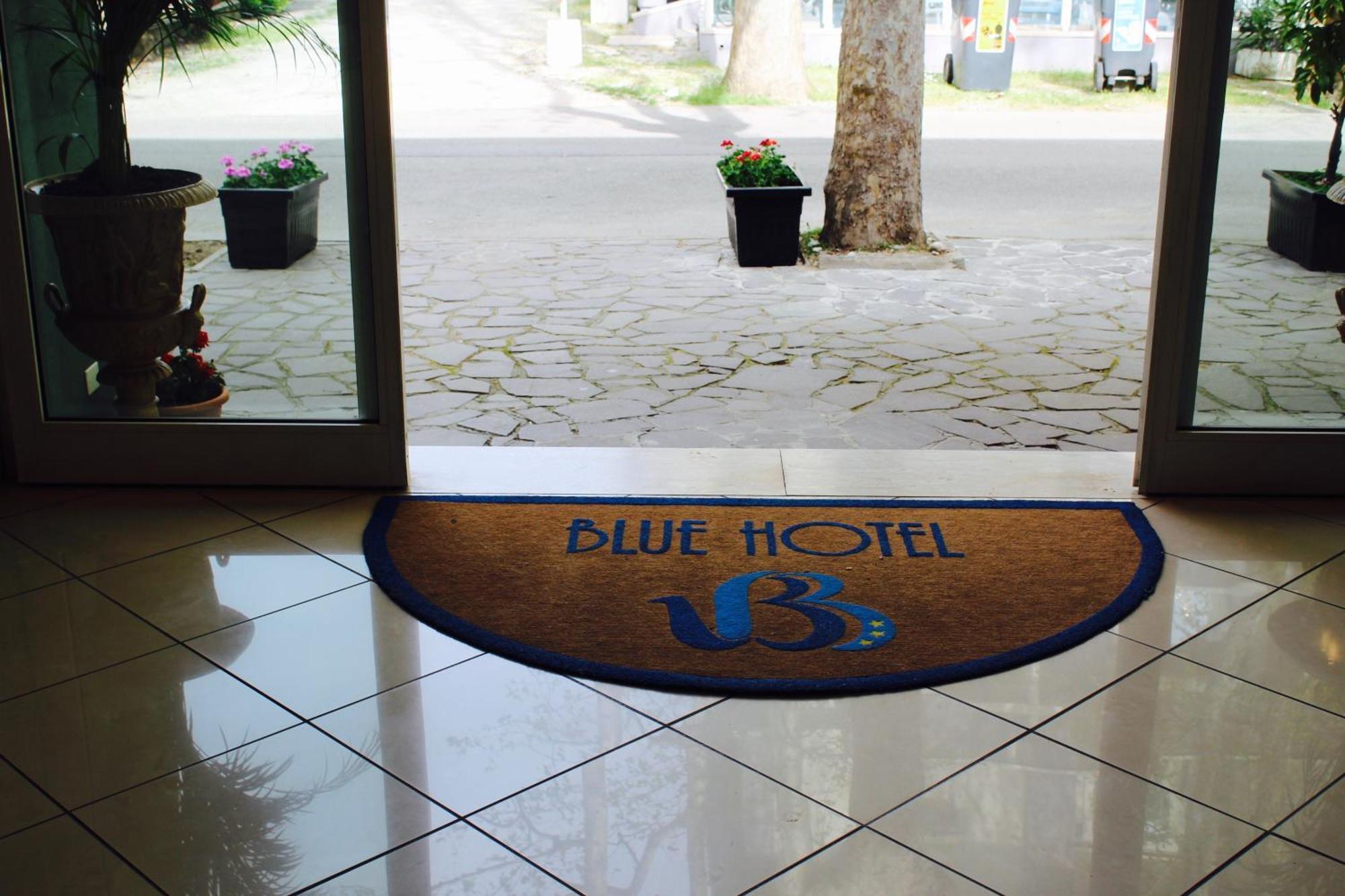 צ'סנטיקו Blue Loft Hotel מראה חיצוני תמונה